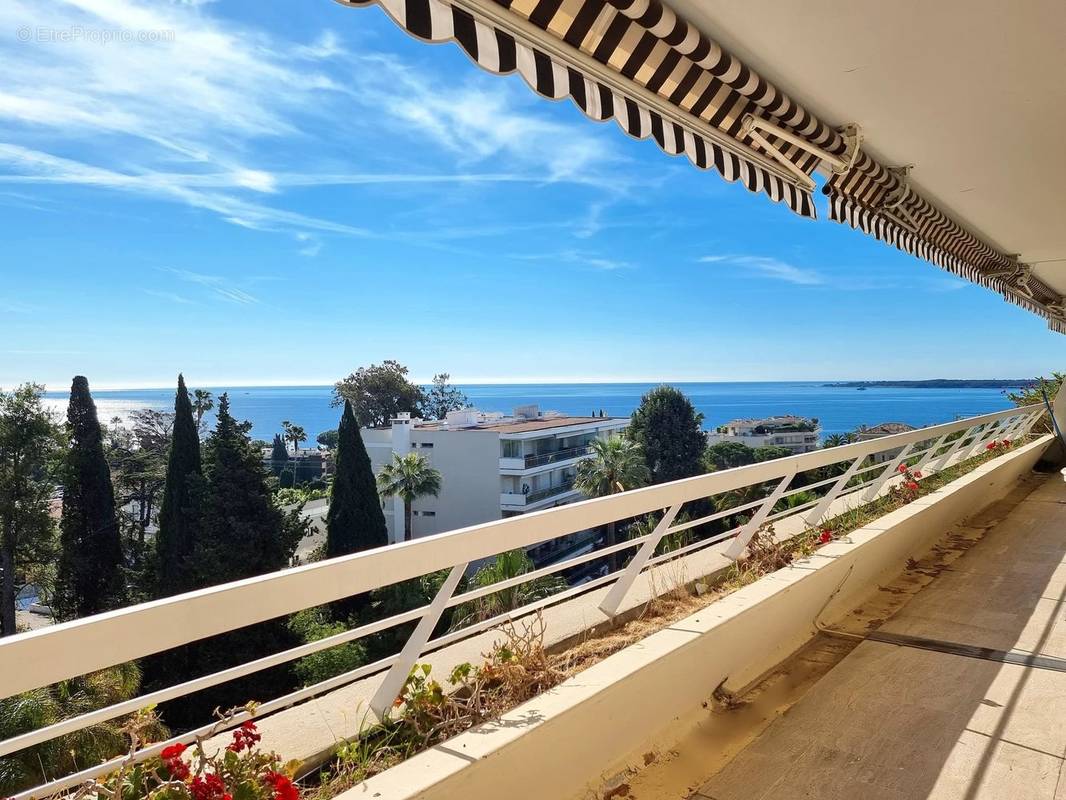 Appartement à CANNES