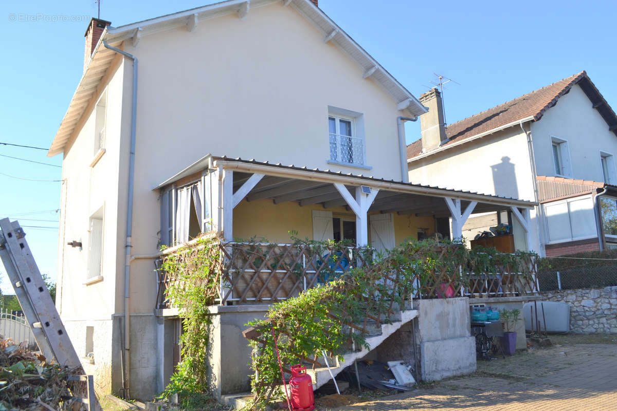 Maison à CHATELLERAULT