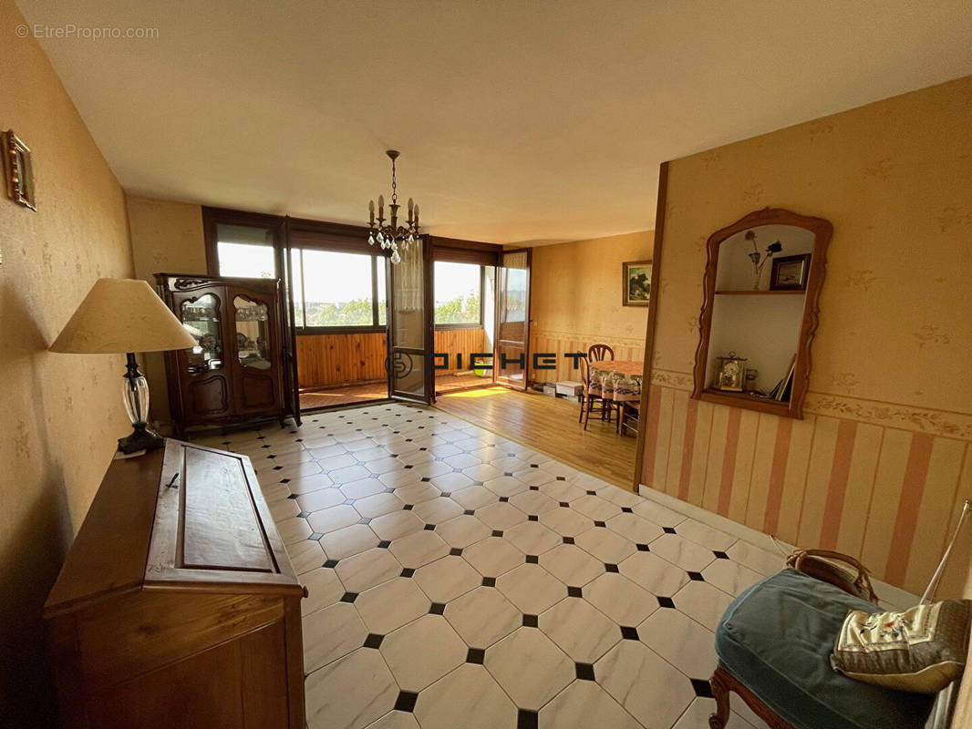 Appartement à PAU