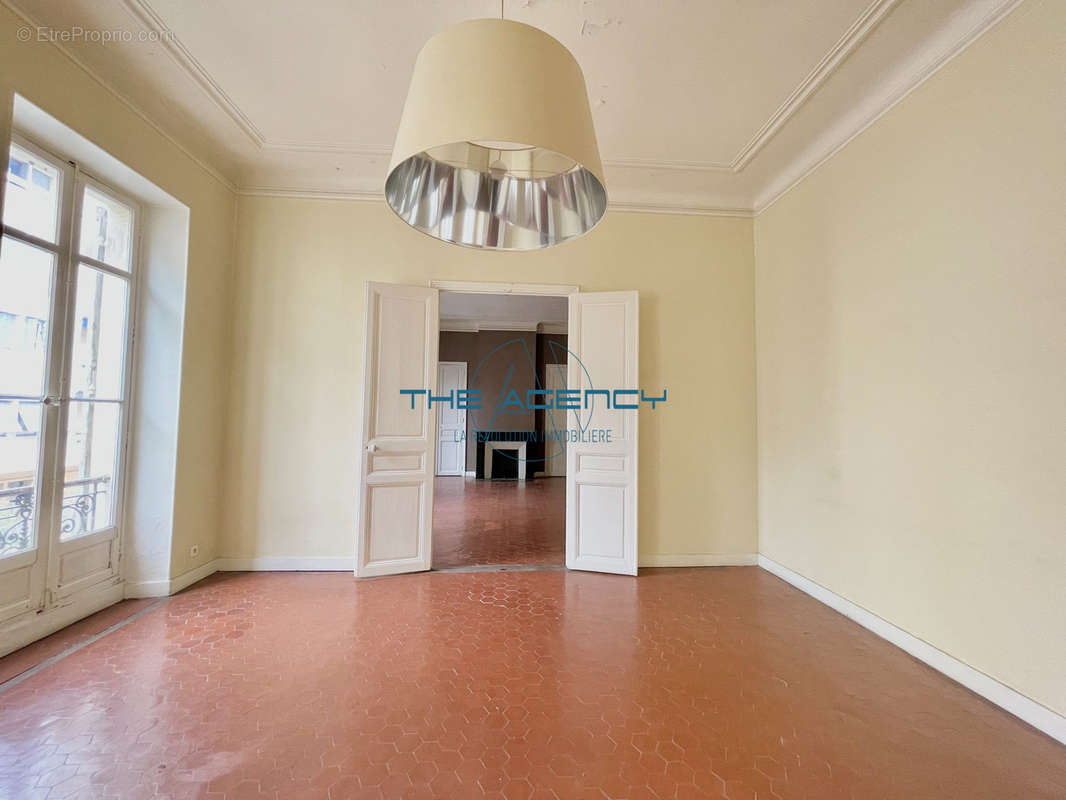 Appartement à MARSEILLE-8E