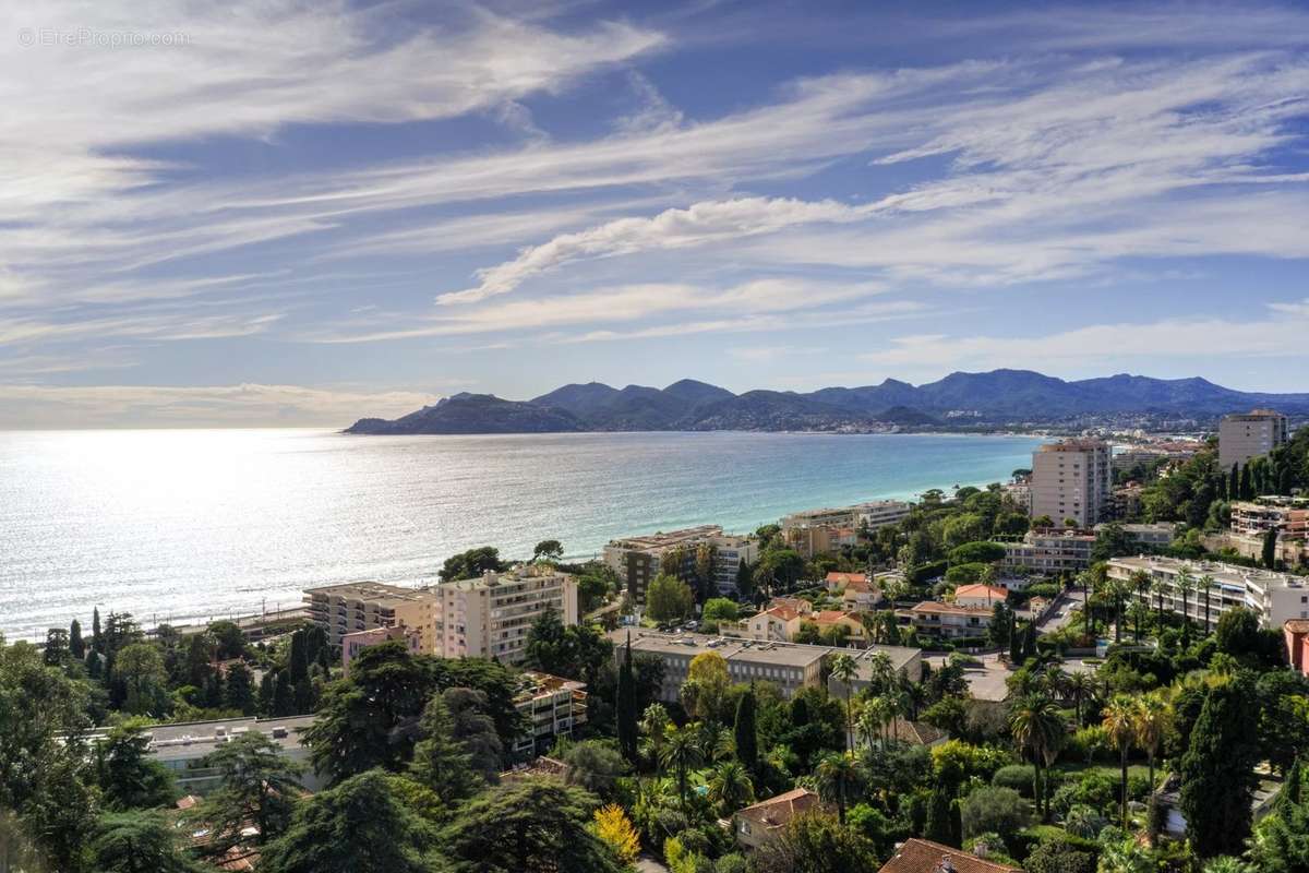 Maison à CANNES