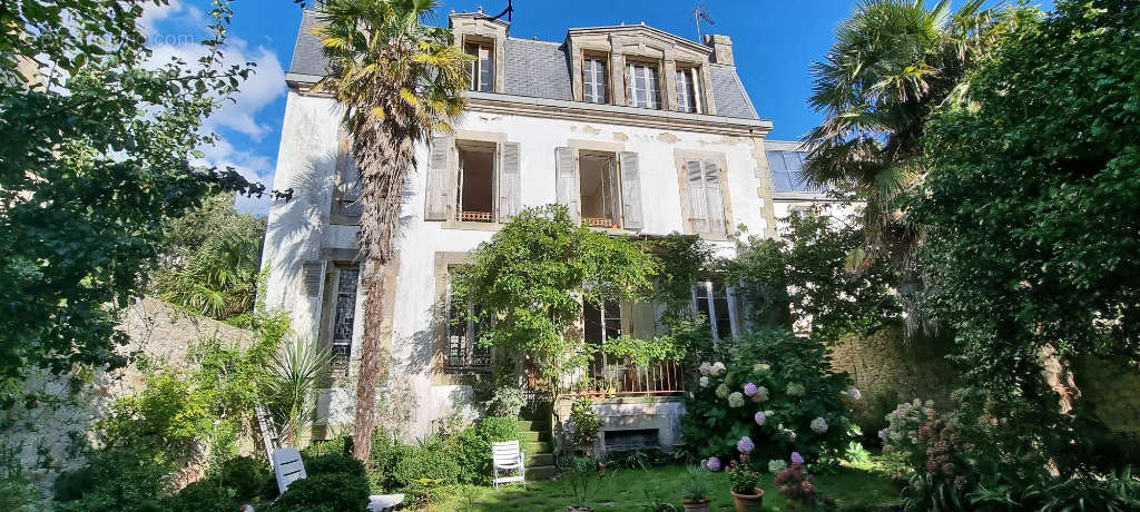 Maison à QUIMPER