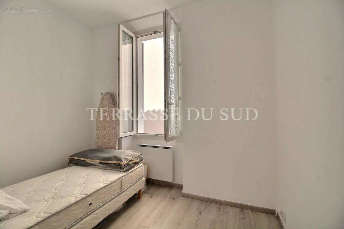 Appartement à MARSEILLE-10E