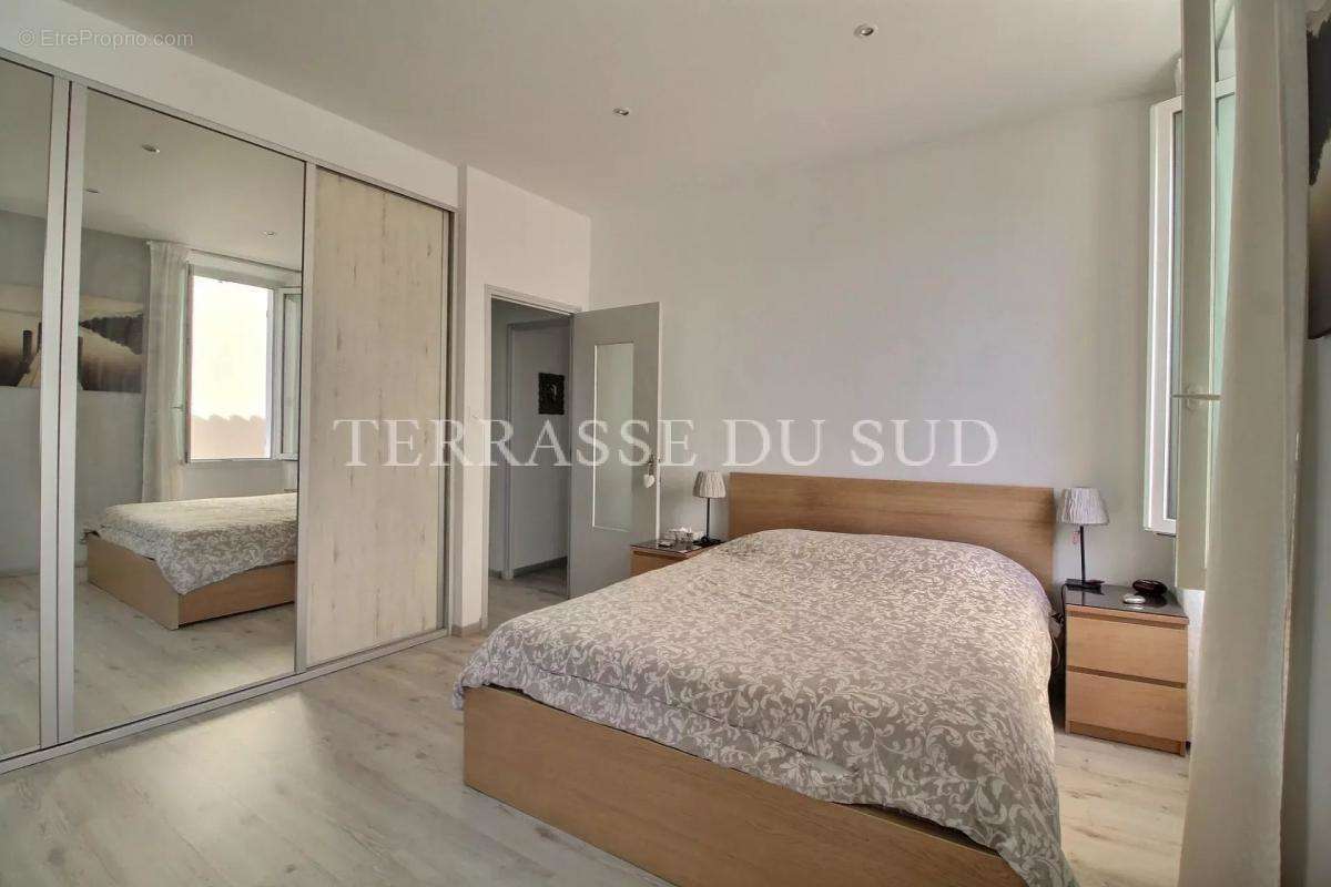 Appartement à MARSEILLE-10E