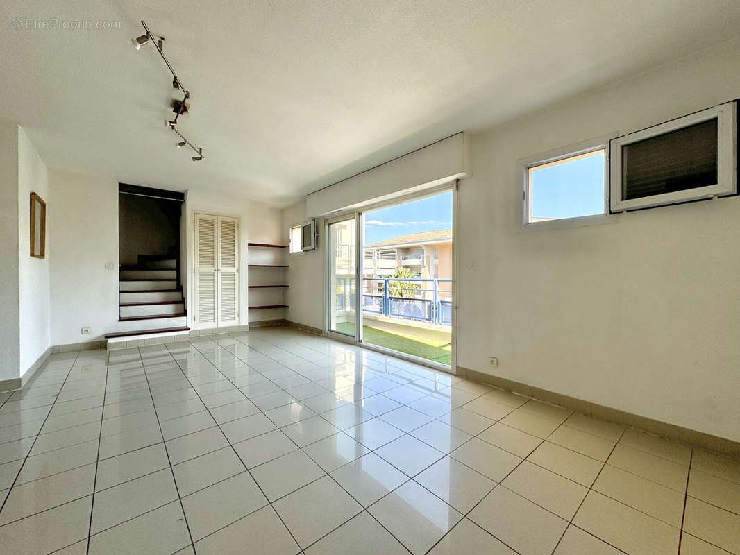 Appartement à FREJUS