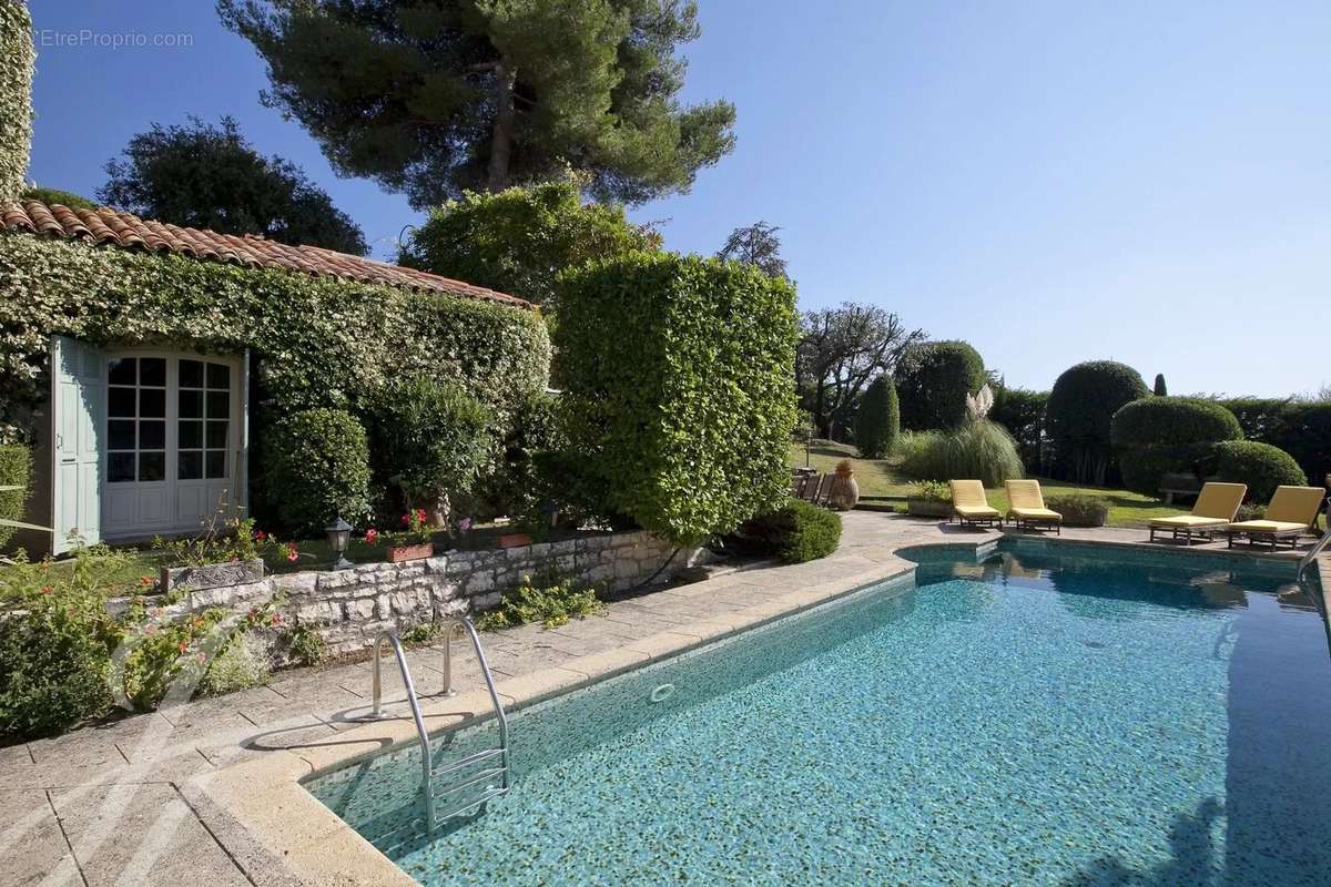 Maison à LA COLLE-SUR-LOUP