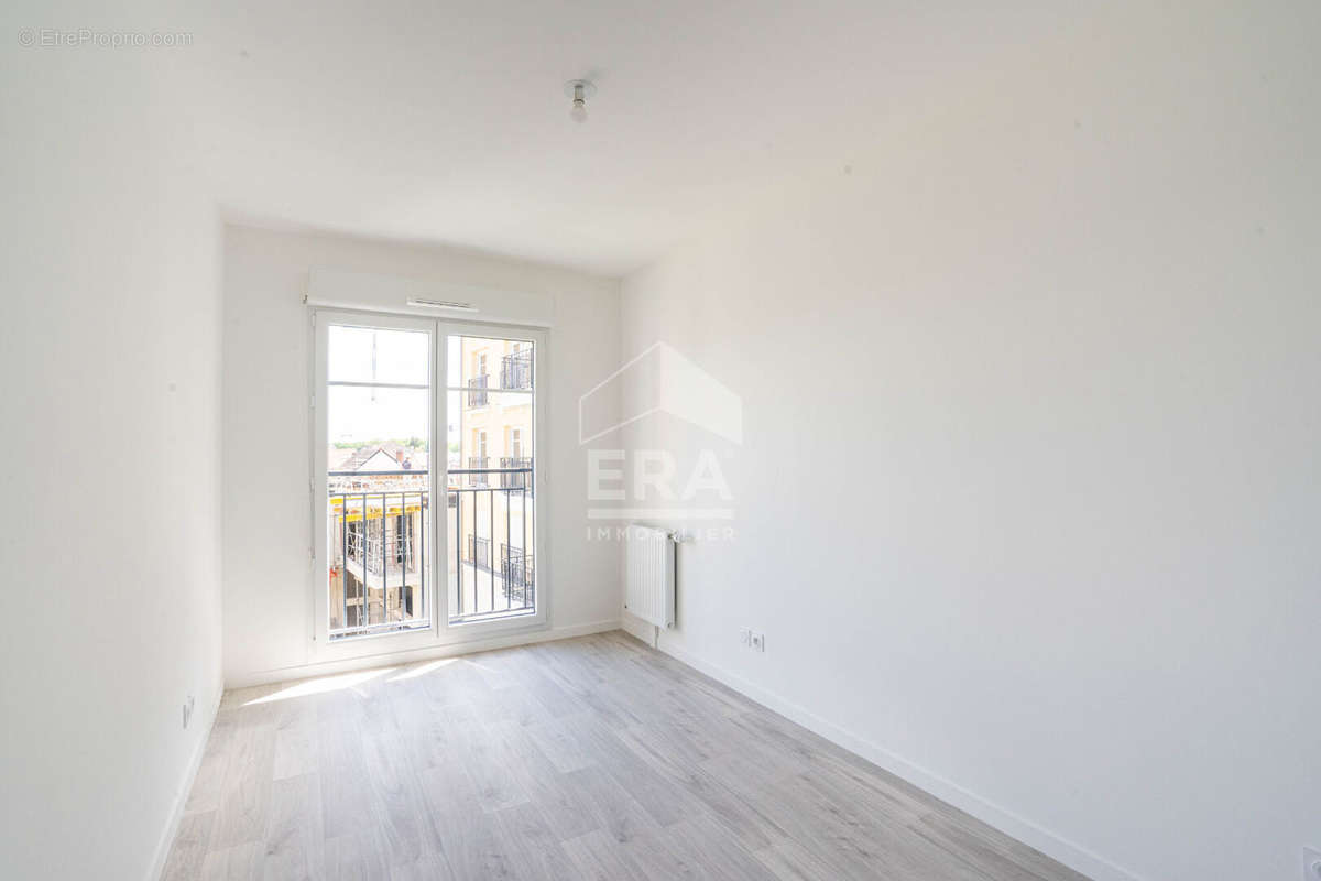 Appartement à LE BLANC-MESNIL