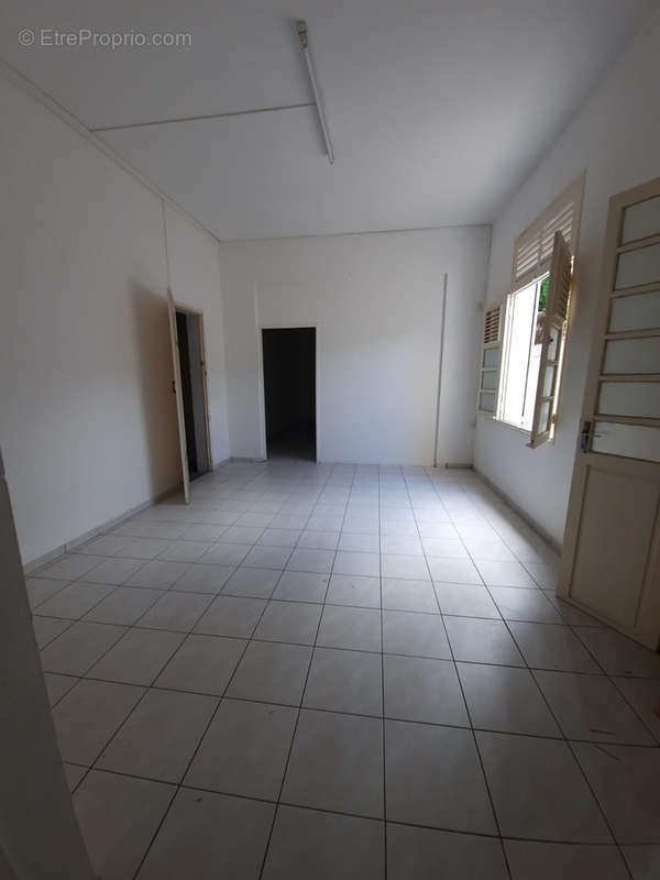 Appartement à BASSE-TERRE