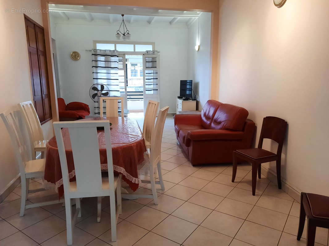 Appartement à BASSE-TERRE