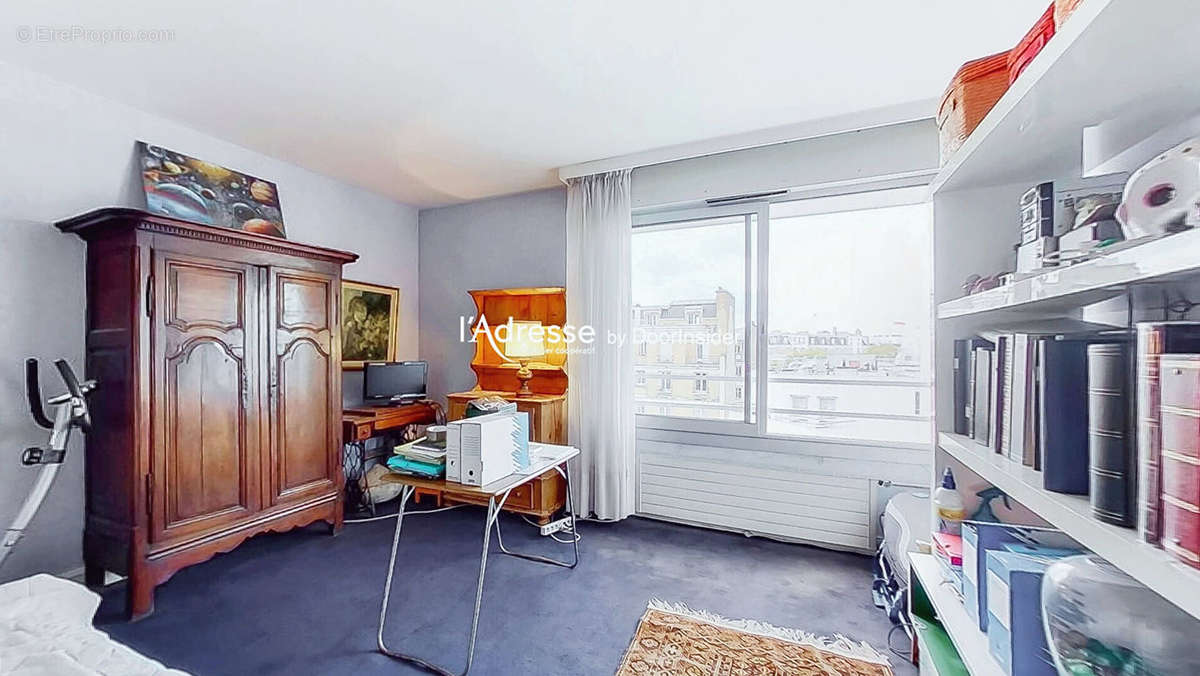 Appartement à PARIS-15E