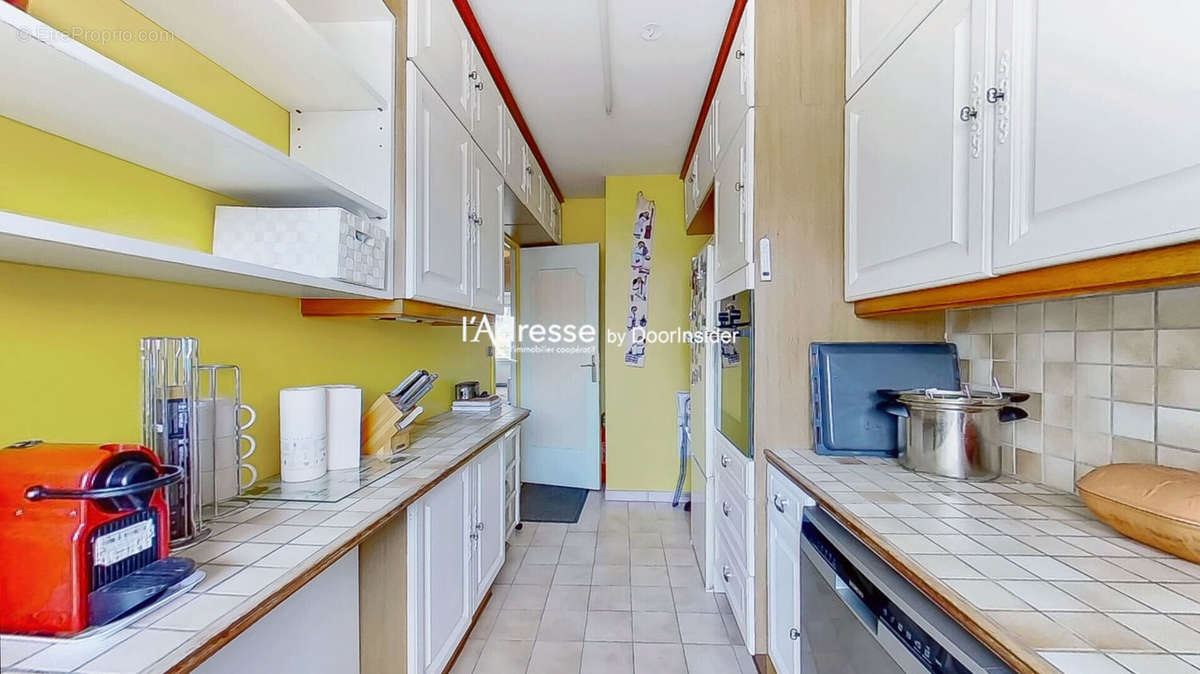 Appartement à PARIS-15E