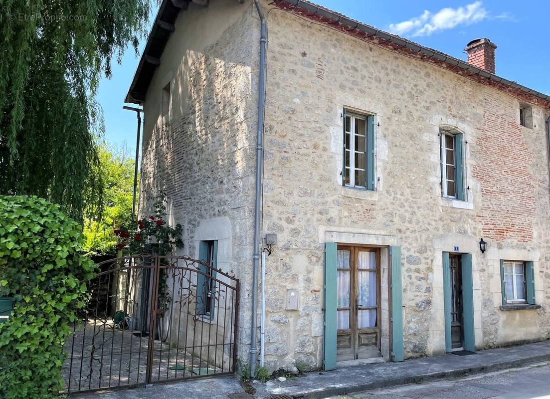 La Maison - Maison à CASTELFRANC