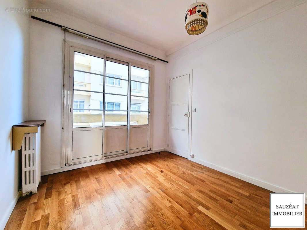 Appartement à MONTROUGE