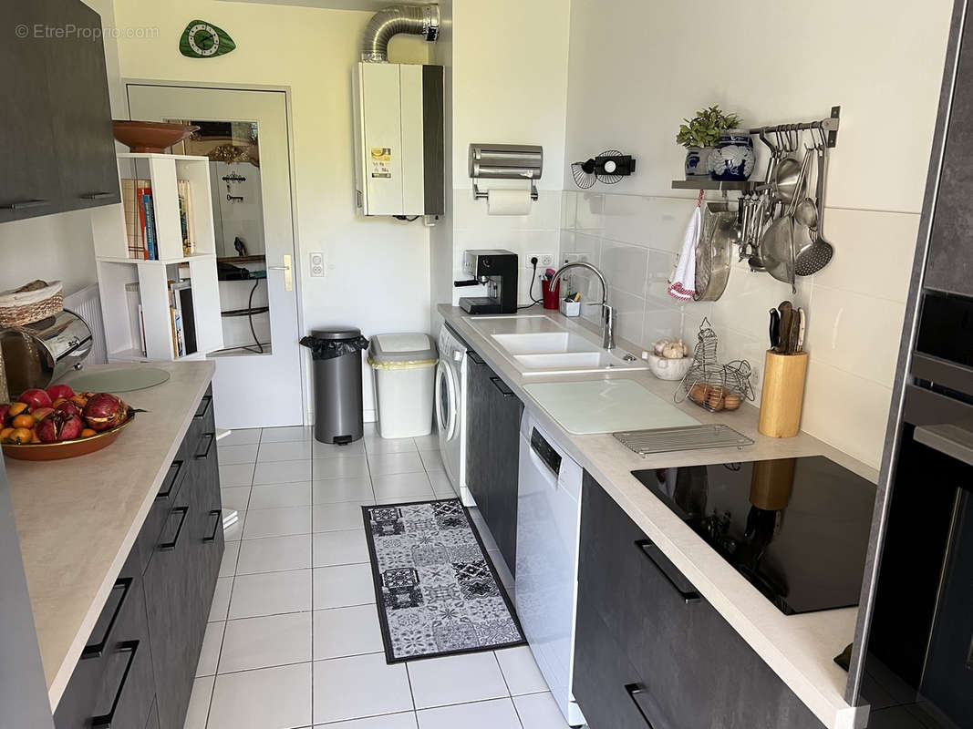 Appartement à VILLENEUVE-LES-AVIGNON