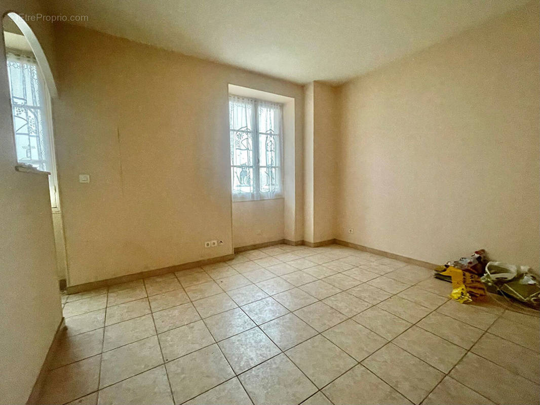 Appartement à LA TURBIE