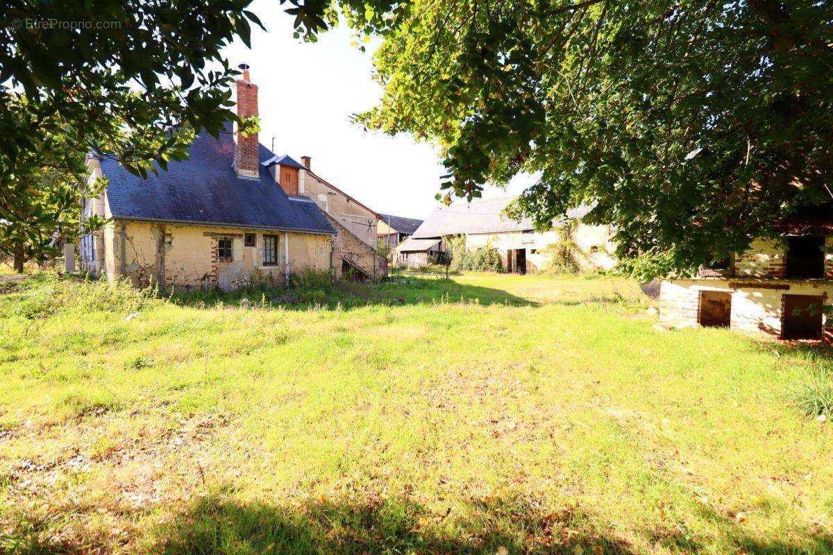 Maison à VILLIERS-AU-BOUIN