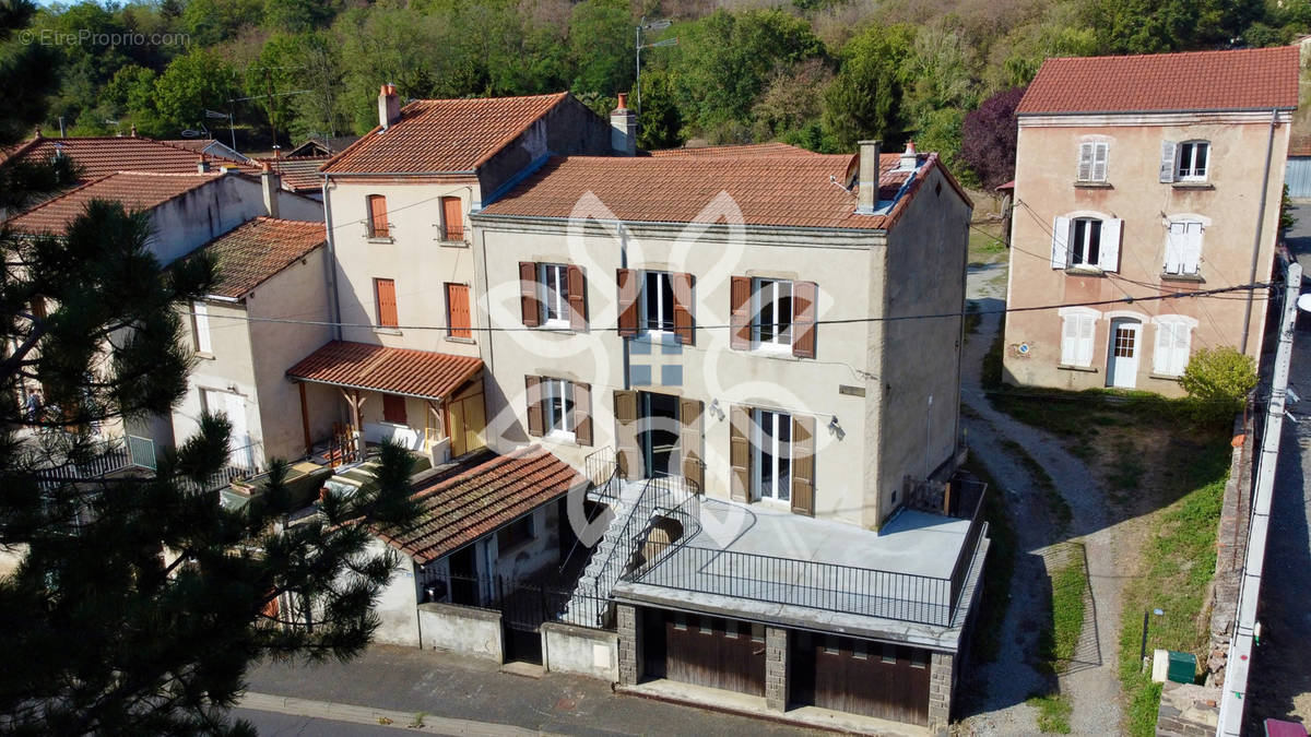 Maison à SAINTE-FLORINE