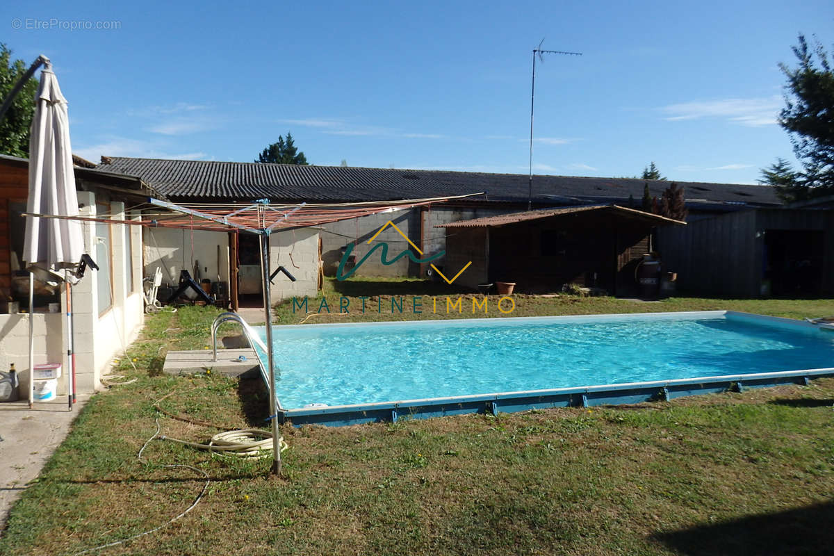 Maison à LAMOTHE-LANDERRON