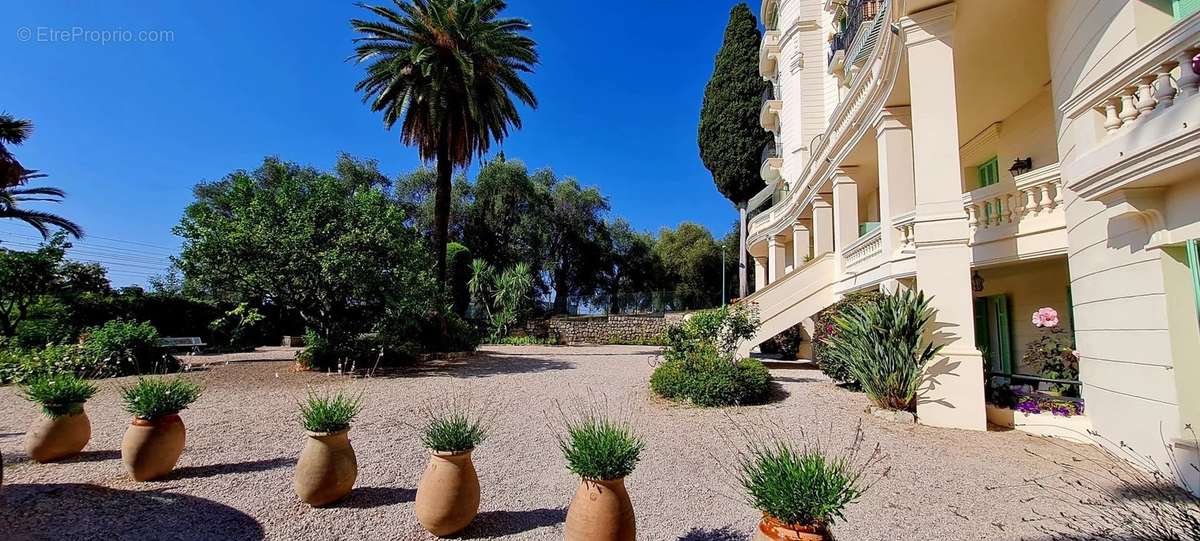 Appartement à MENTON