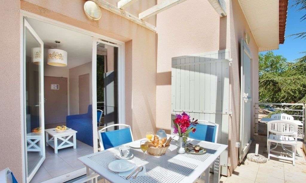 Appartement à LA LONDE-LES-MAURES