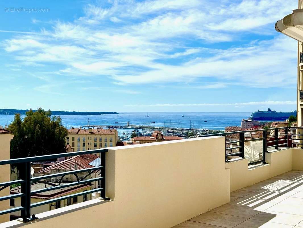 Appartement à CANNES