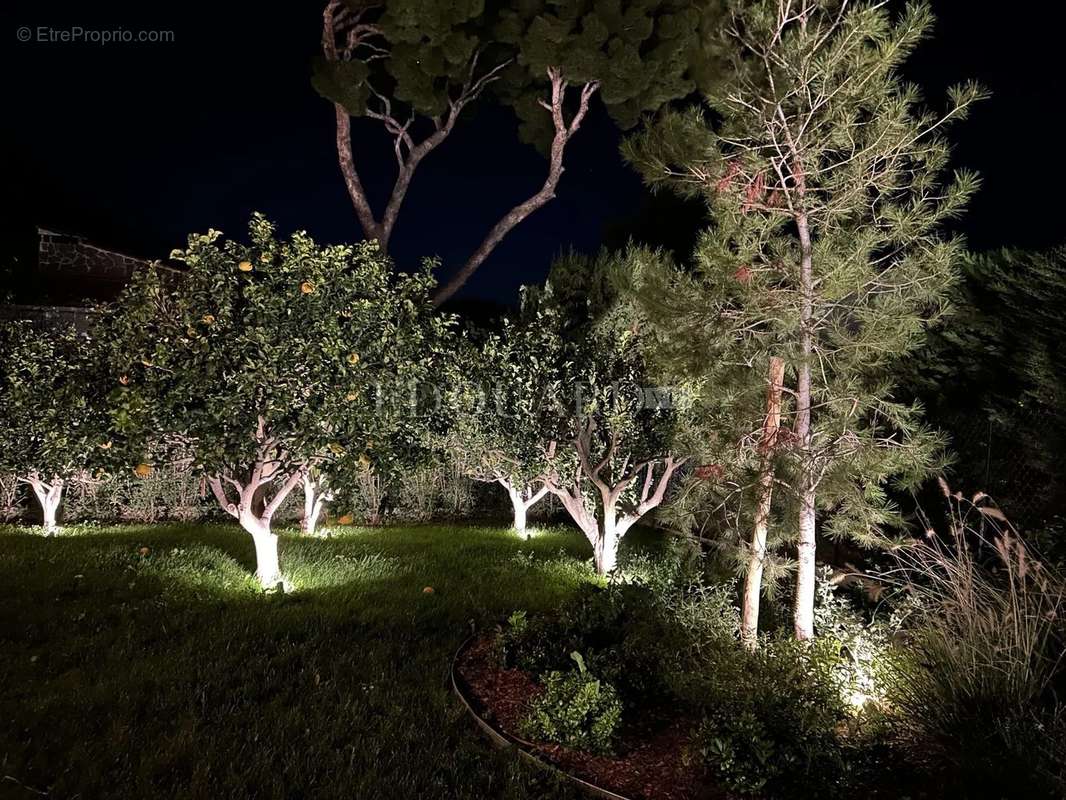 Maison à ROQUEBRUNE-CAP-MARTIN