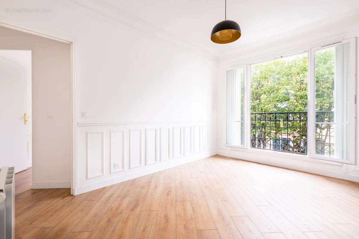 Appartement à LEVALLOIS-PERRET