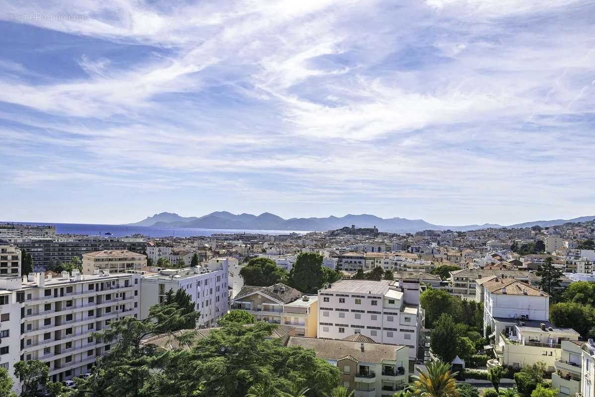 Appartement à CANNES