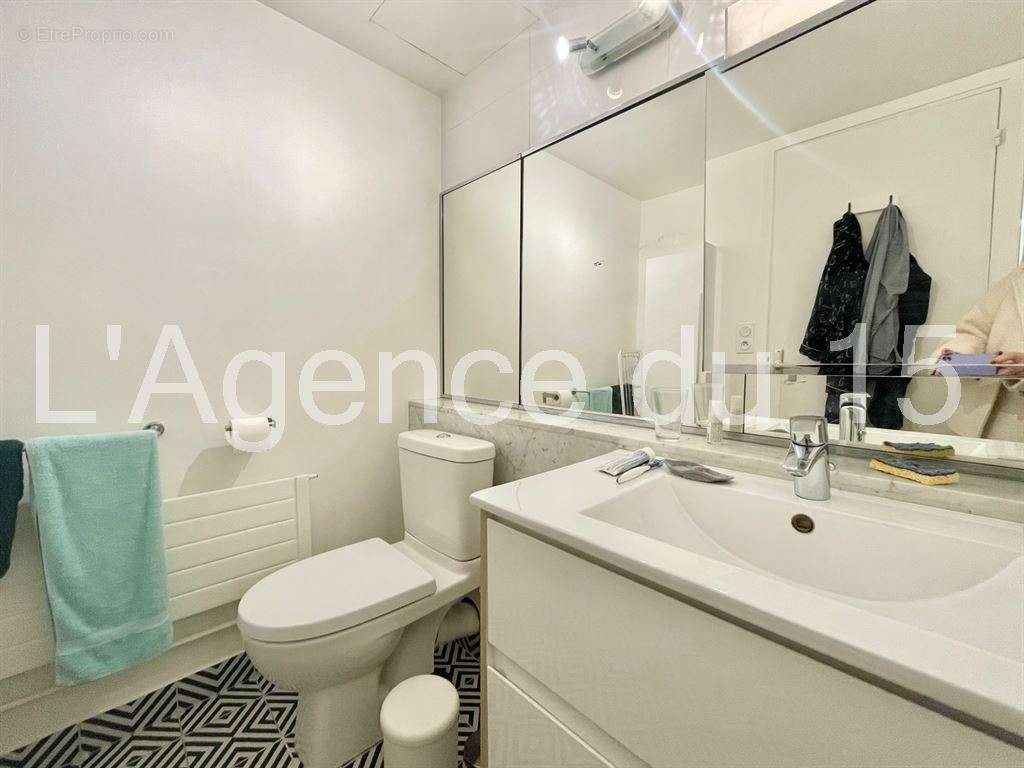 Appartement à PARIS-15E