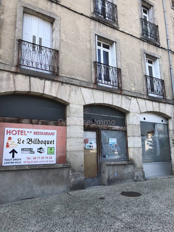 Commerce à LE PUY-EN-VELAY