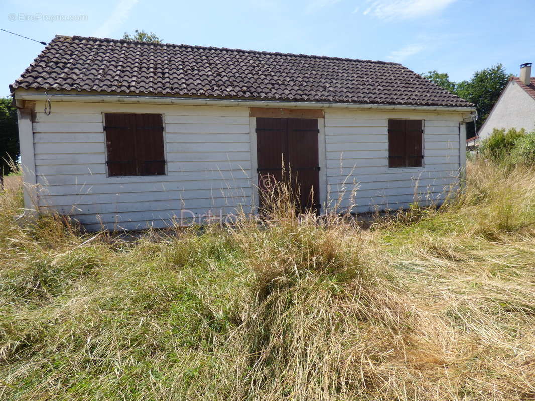 Maison à LE GAULT-SOIGNY