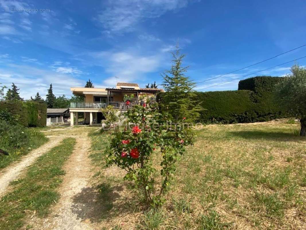 Maison à UZES