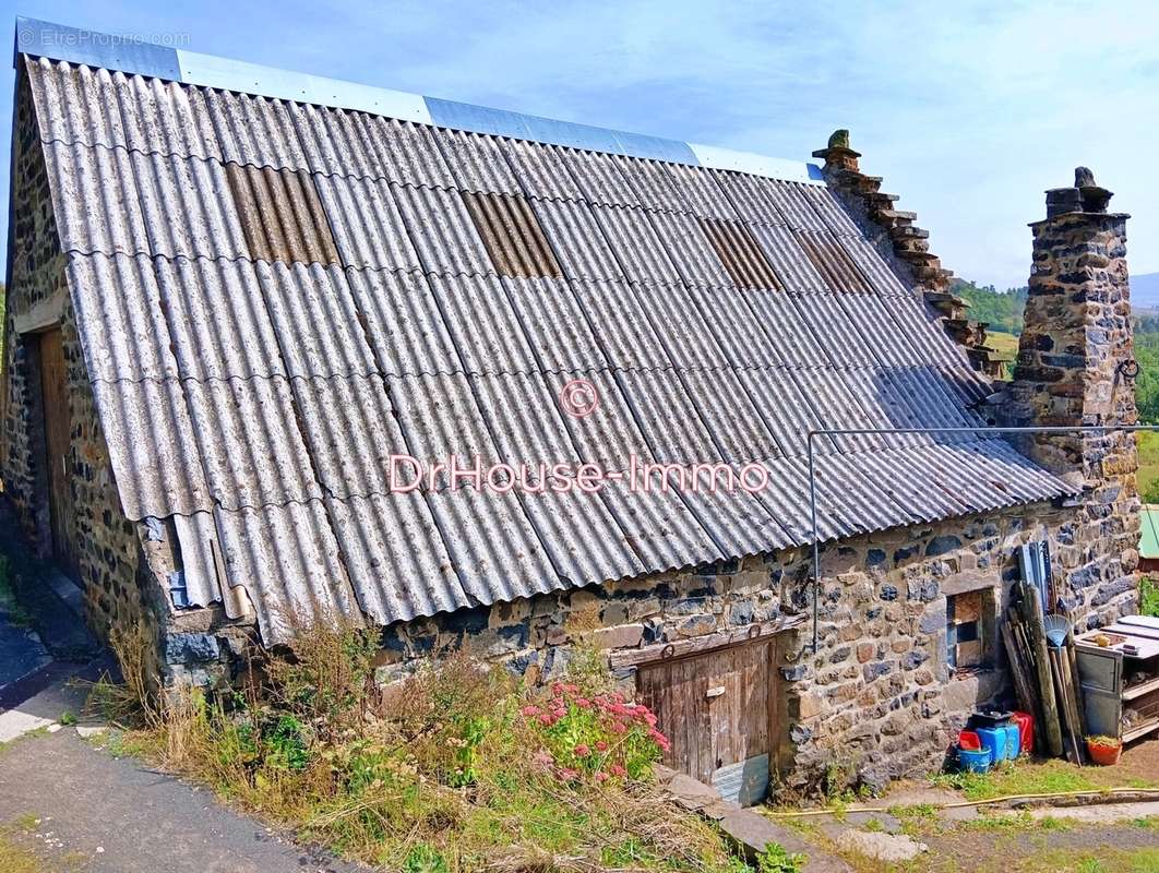 Maison à SAINT-FRONT