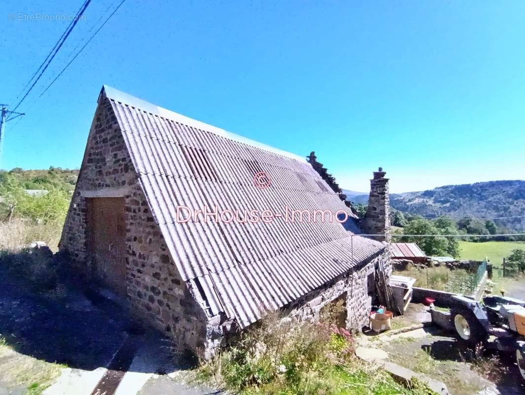 Maison à SAINT-FRONT