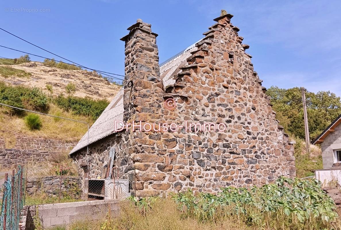 Maison à SAINT-FRONT