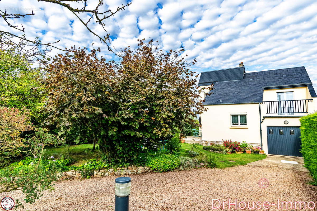 Maison à BRETTEVILLE-SUR-LAIZE