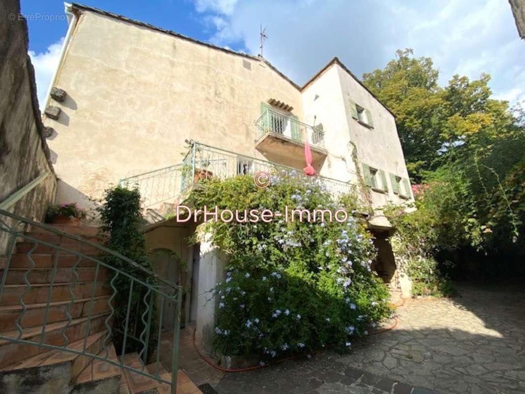 Maison à UZES