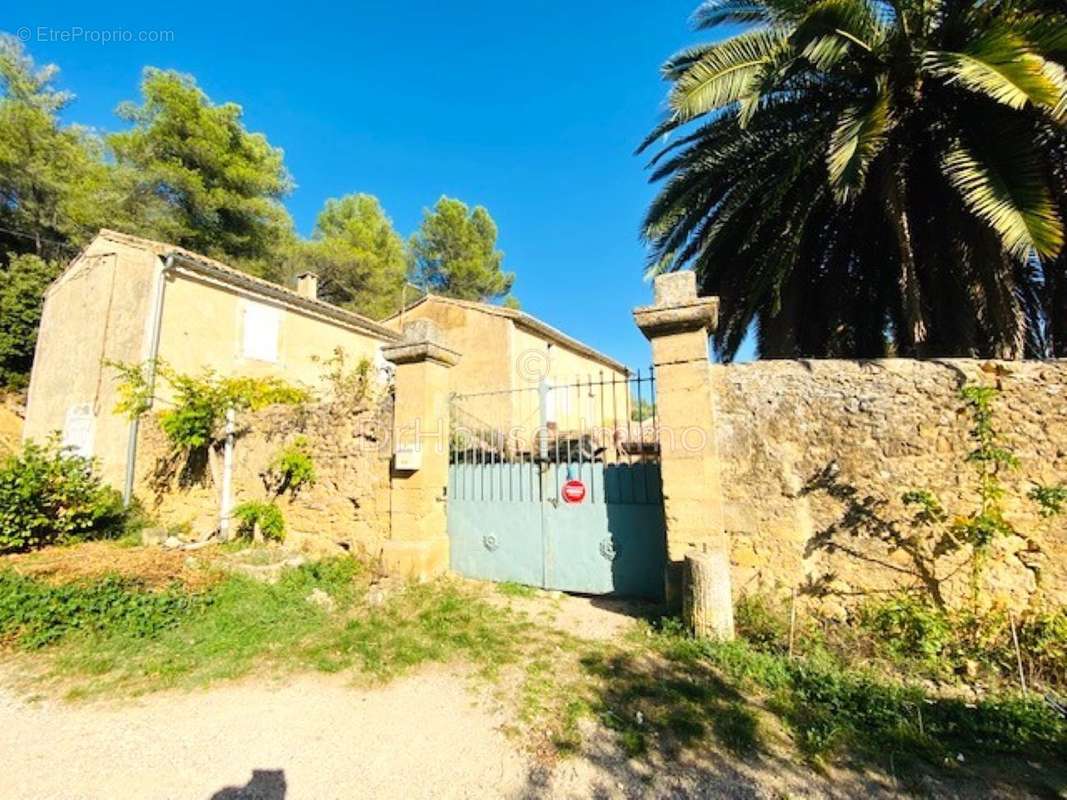 Maison à UZES