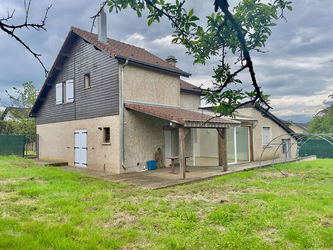 Maison à COURCELLES-CHAUSSY