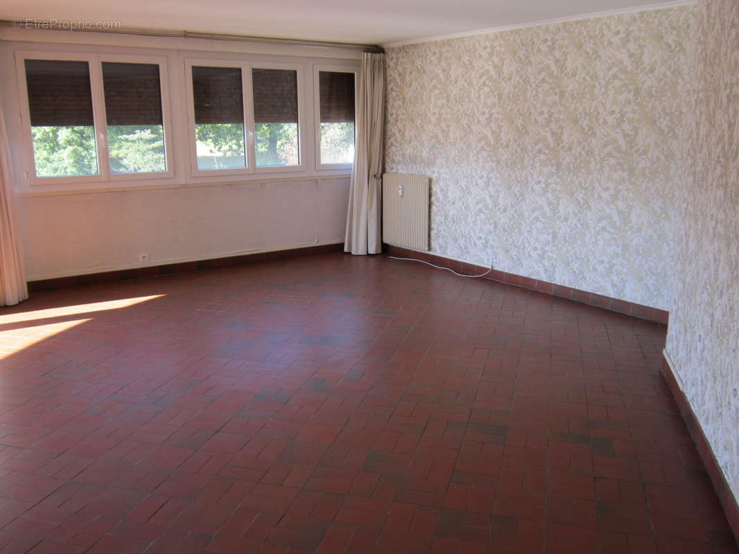   - Appartement à USSEL