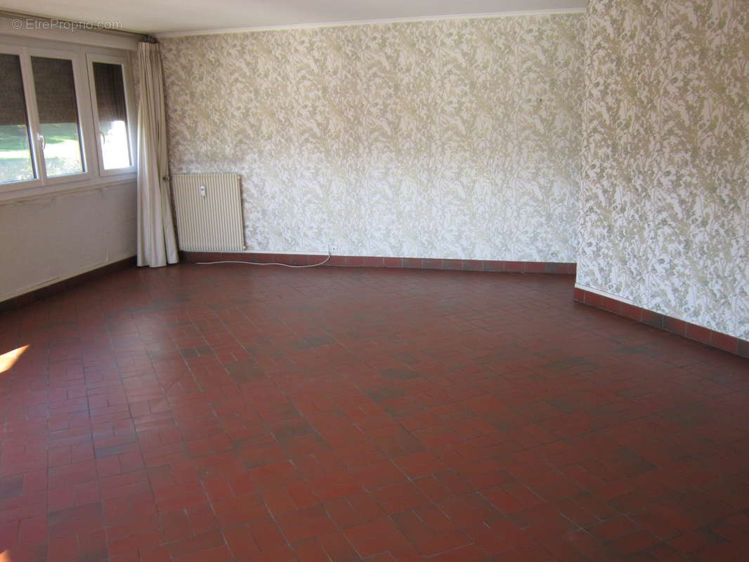   - Appartement à USSEL