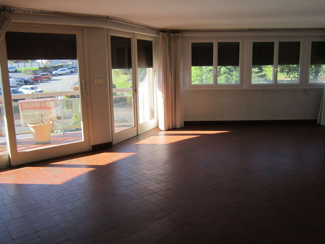   - Appartement à USSEL