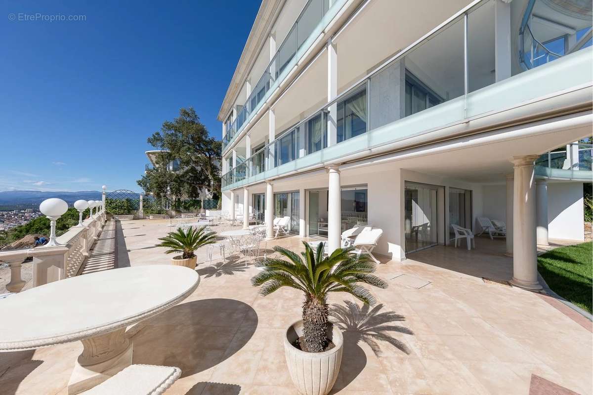 Maison à CANNES