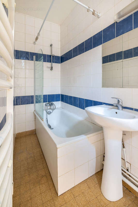 Appartement à PARIS-12E