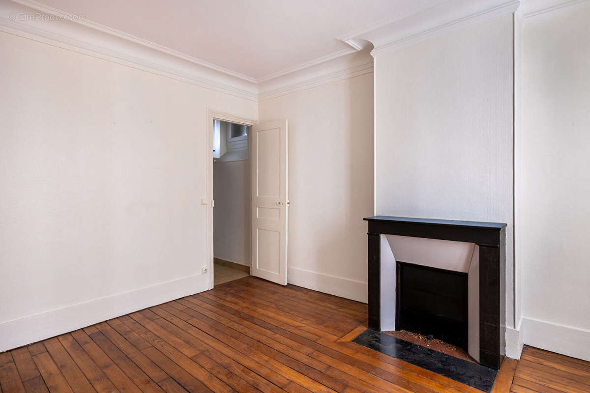 Appartement à PARIS-12E