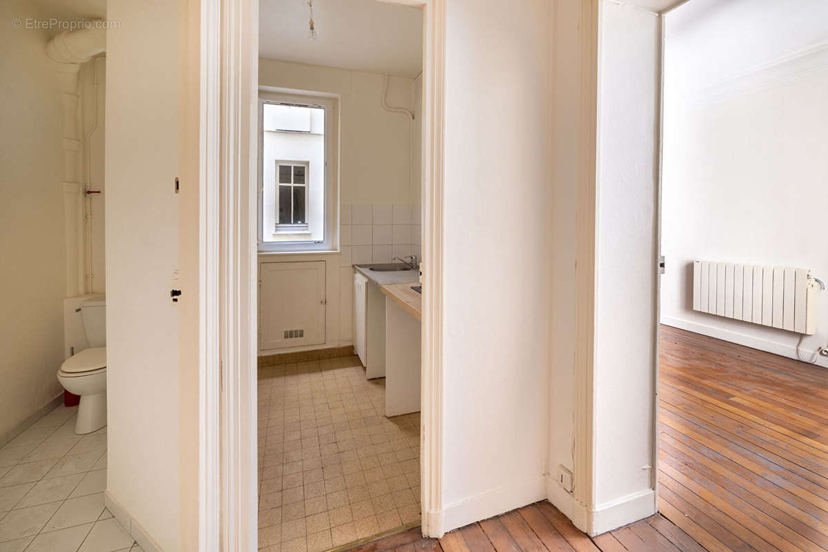 Appartement à PARIS-12E