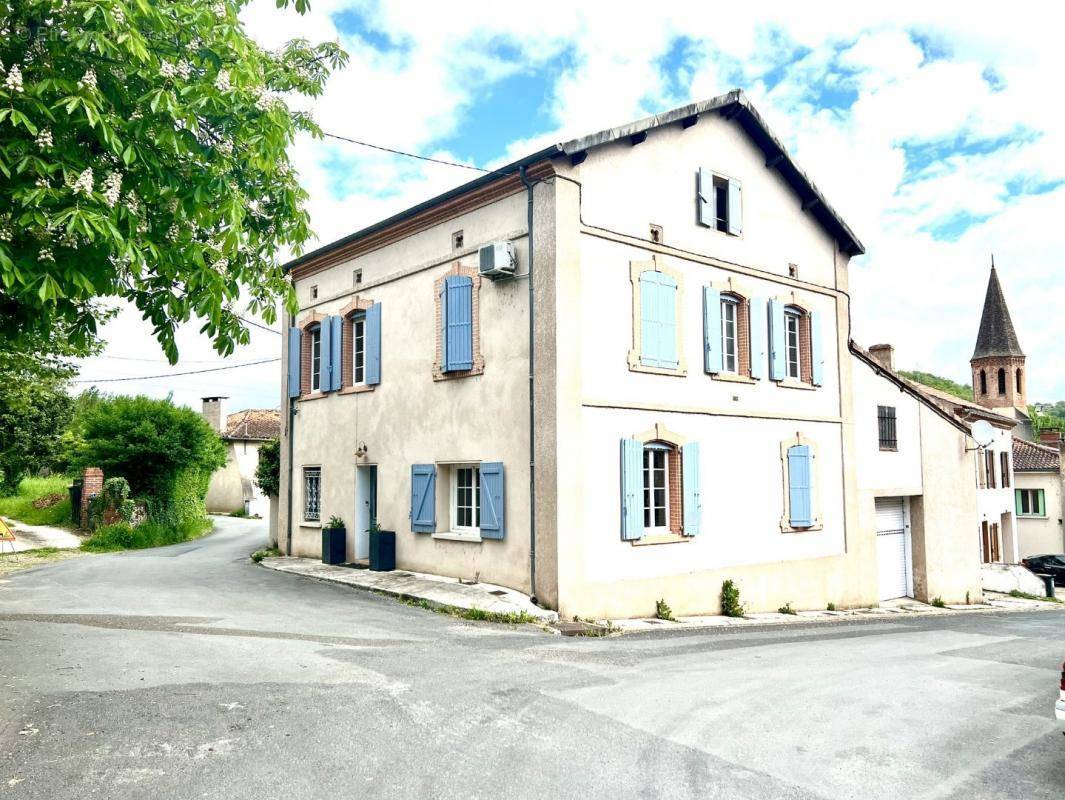 Maison à SAINT-JUERY