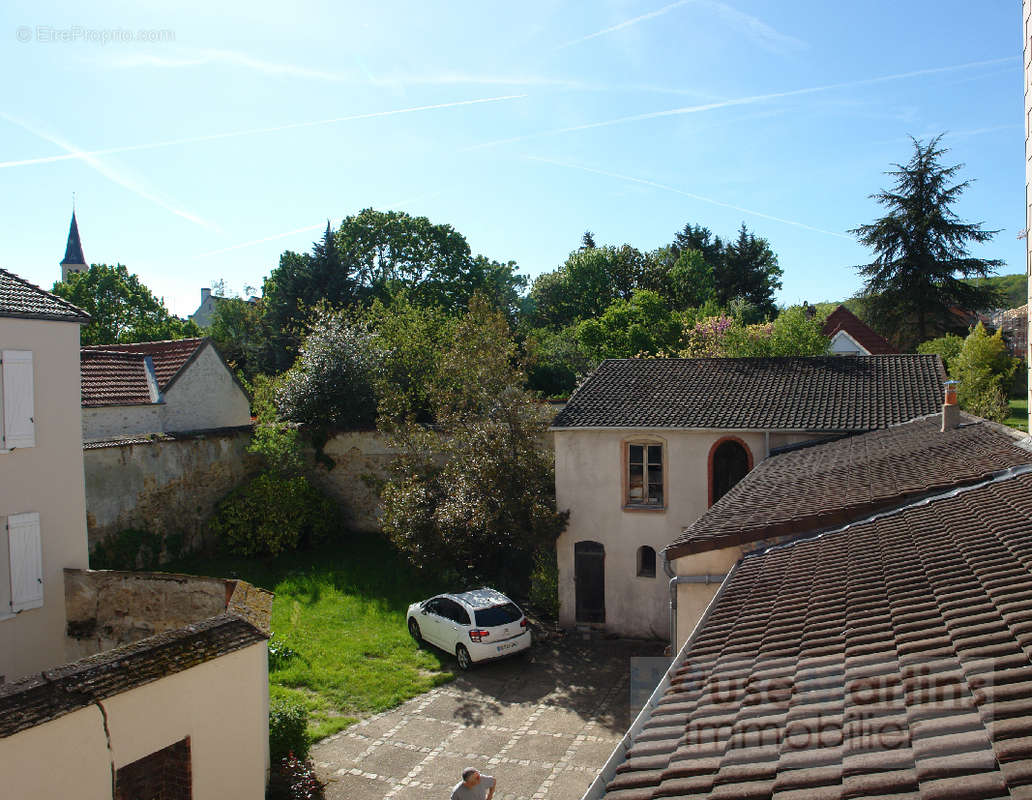 Maison à VERRIERES-LE-BUISSON