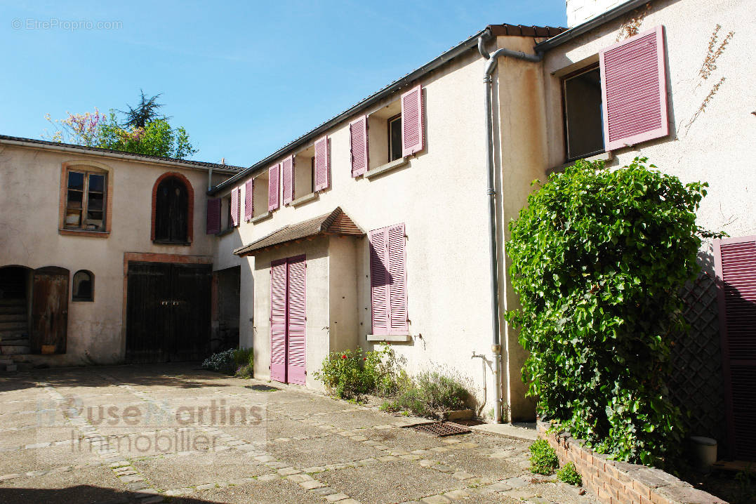 Maison à VERRIERES-LE-BUISSON