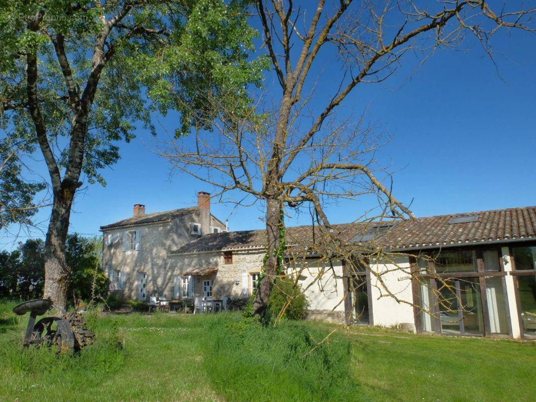 Maison à CAYLUS